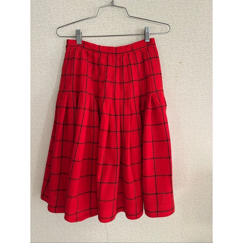 Vintage plaid pleated skirt